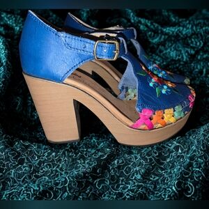 NWOT  BOHO HUARACHE HANDMADE LEATHER SANDALS